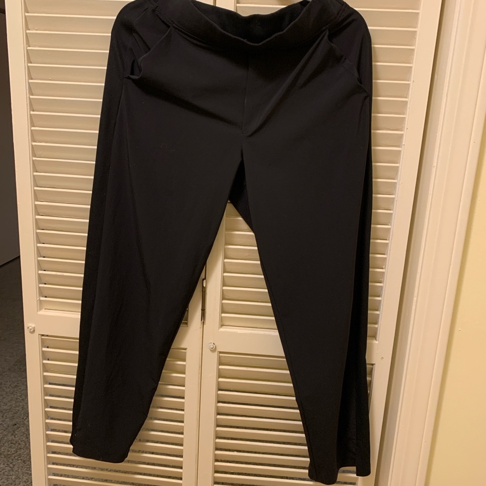 Athleta Black High-Waisted Performance Leggings